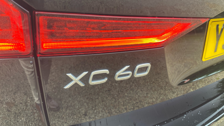 Volvo Xc60 2.0 T6 [350] RC PHEV Core Bright 5dr AWD Gtron Estate